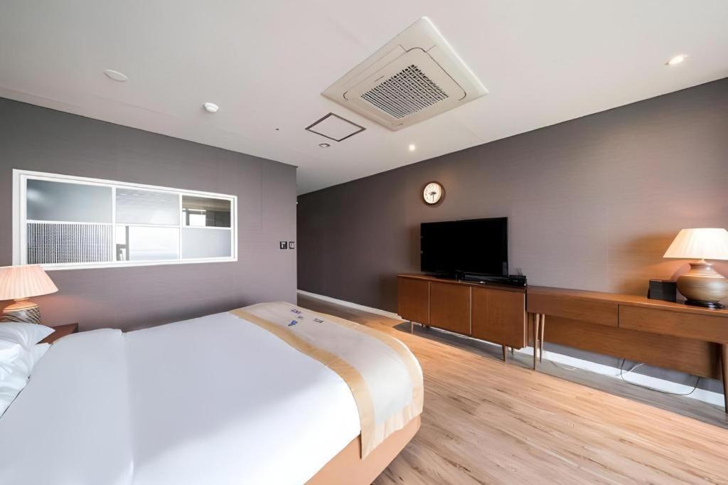 Hotel Homers Pusan Zewnętrze zdjęcie