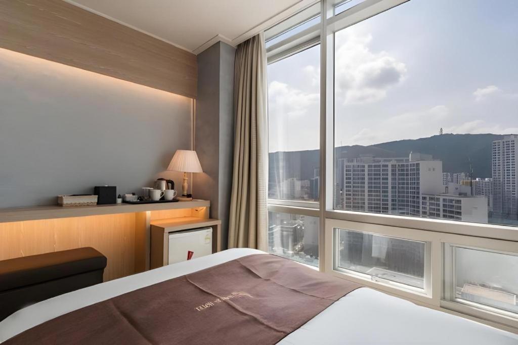 Hotel Homers Pusan Zewnętrze zdjęcie